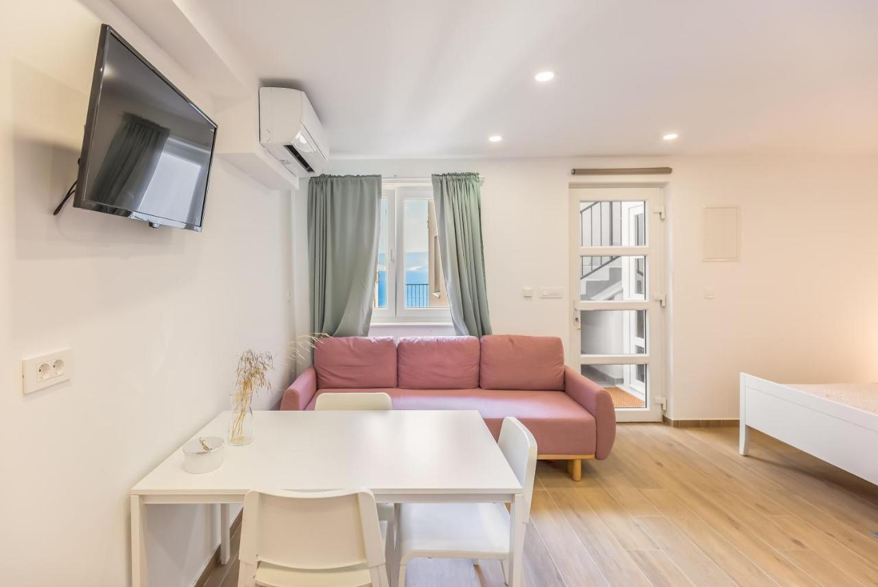 Adris Apartments Omis Exterior photo