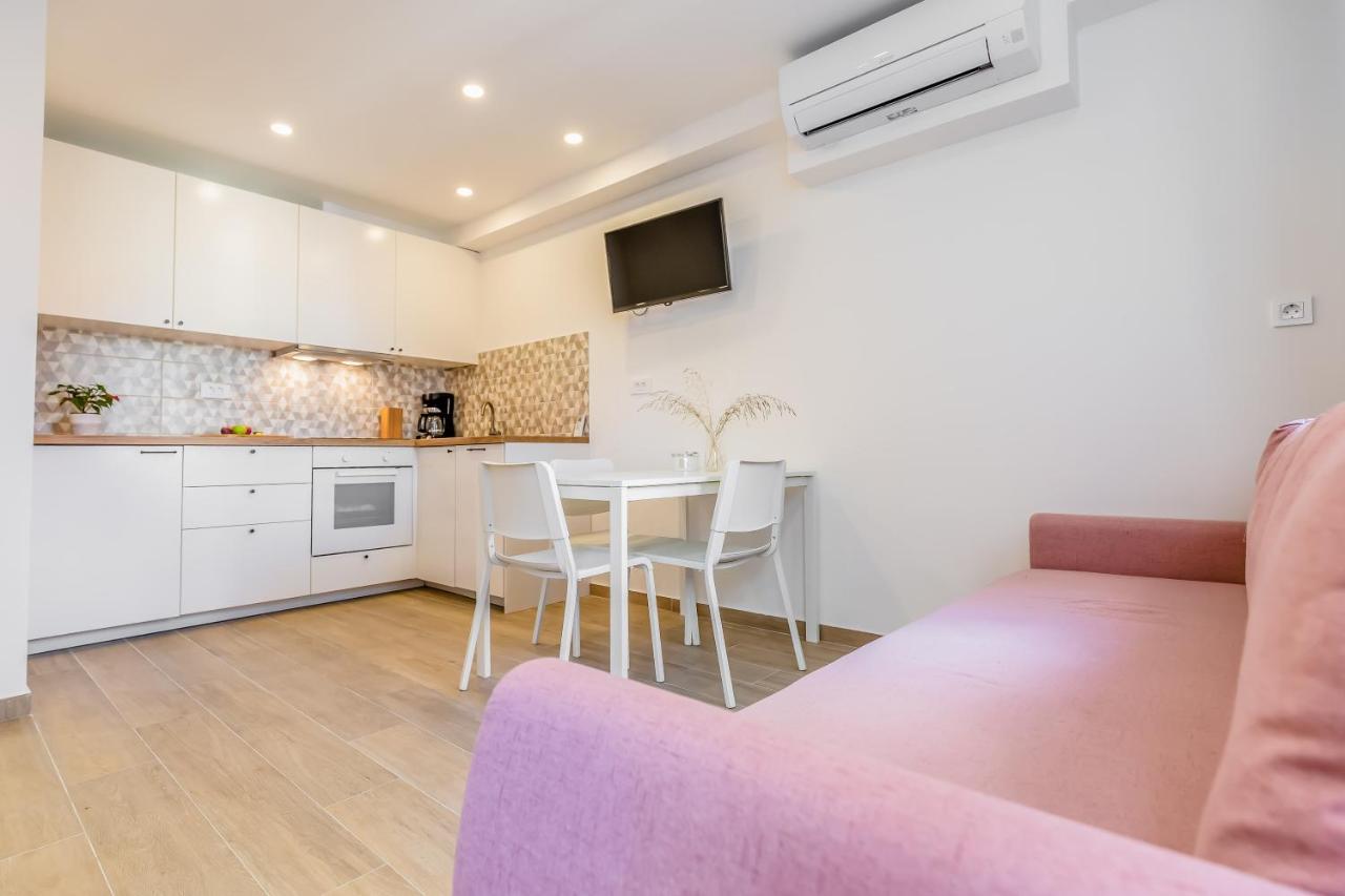 Adris Apartments Omis Exterior photo