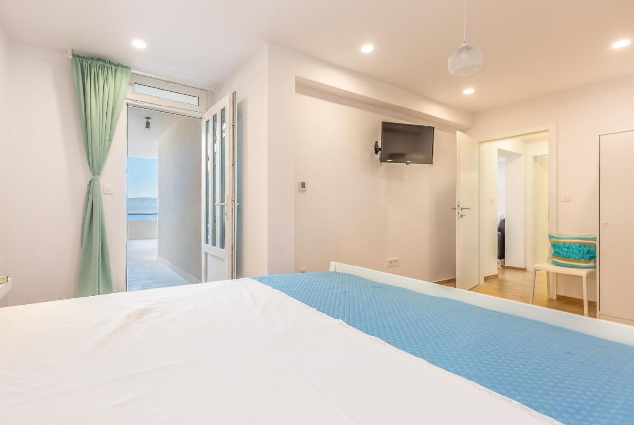 Adris Apartments Omis Exterior photo
