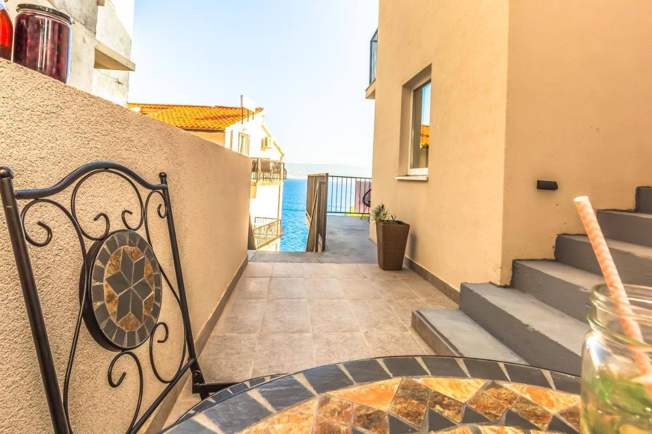 Adris Apartments Omis Exterior photo