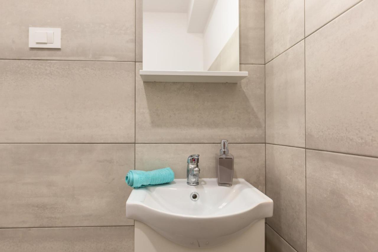Adris Apartments Omis Exterior photo