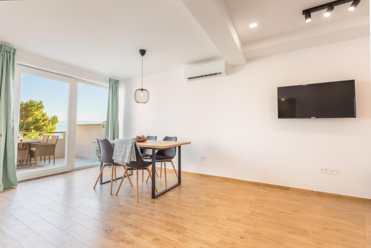 Adris Apartments Omis Exterior photo